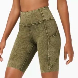 Lululemon Fast and Free High Rise Shorts 10’’